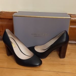 LAST CHANCE Louise et Cie rounded toe pumps